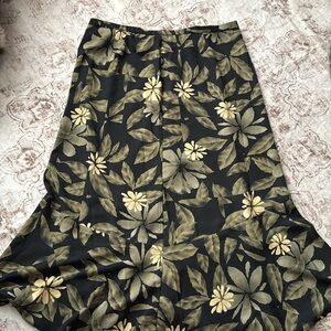 Cute ankle skirt